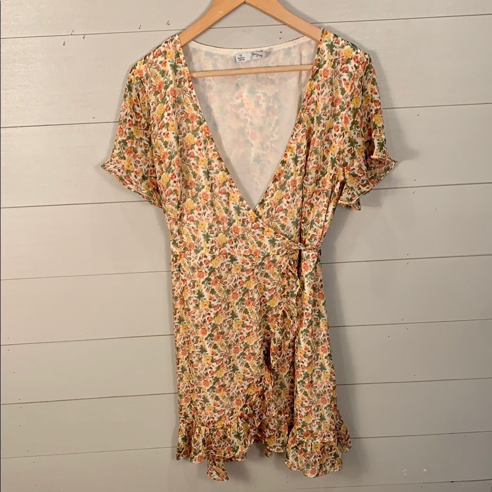 Yours Truly Floral Wrap mini dress ruffle hem size 12